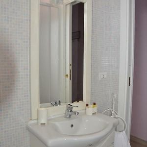 Camera con letto queen size